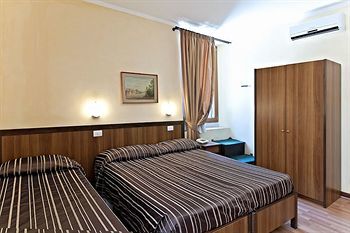 Trastevere Hotel Cisterna Rome Exterior photo